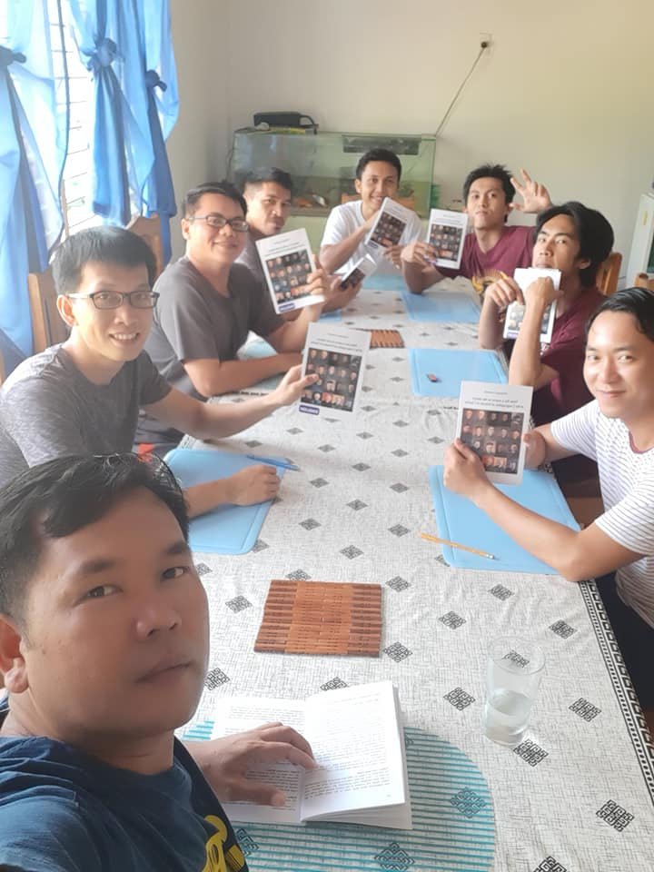 Tempo di studio sotto la supervisione di P. Rene de Assis Sitjar, CSCh. Seminario dei Padri Cavanis, Tibungco, Davao City - Filippine.
