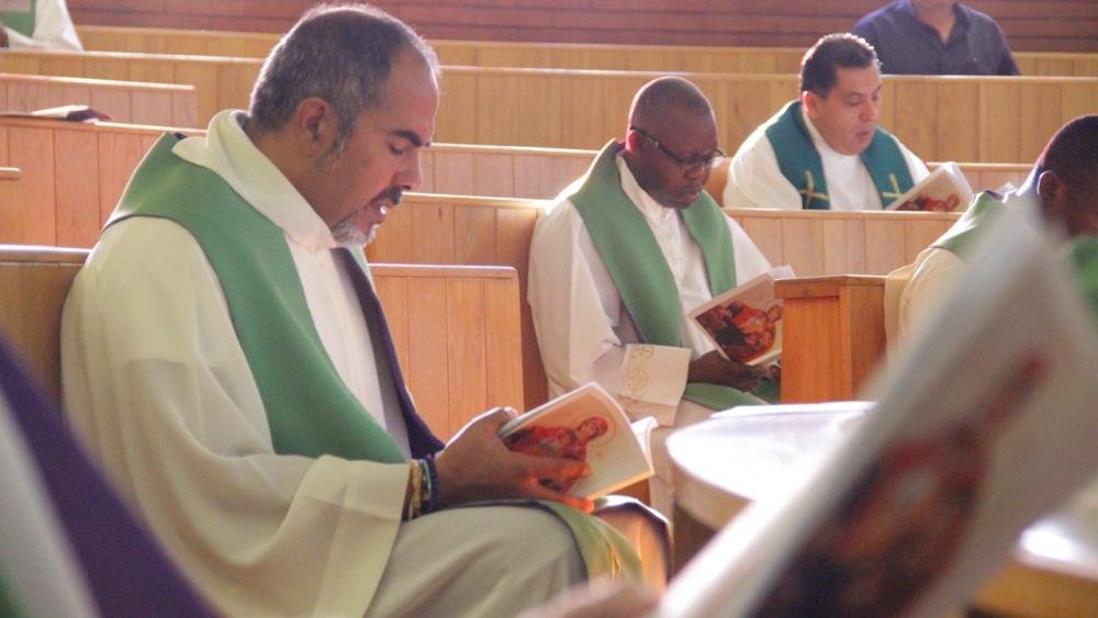 I religiosi Cavanis costituiscono le membra del corpo della Congregazione, che vive soprattutto per la carità.