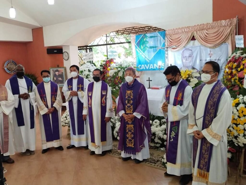 Il commiato è stato celebrato sabato 22 maggio 2021 alle 10:00 da Mons. Medil Aseo D.D, vescovo di Tagum.